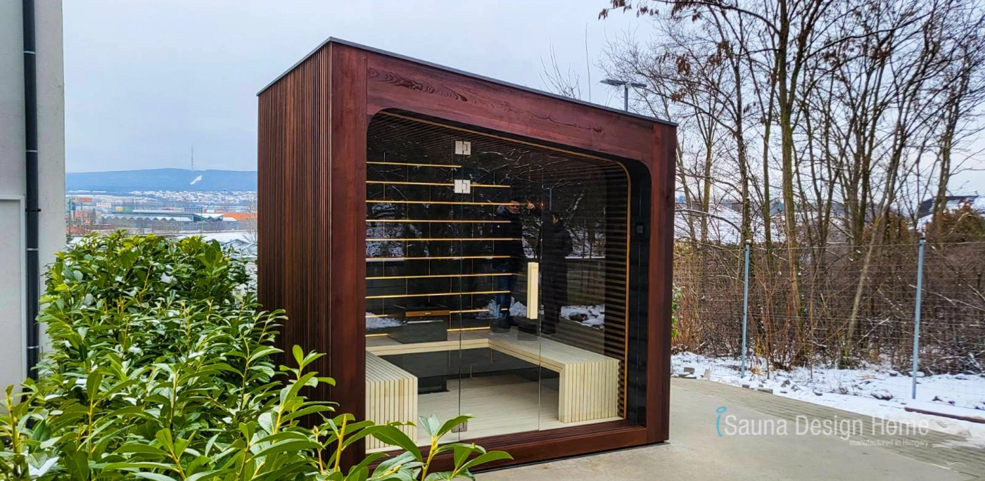 Outdoor sauna production London