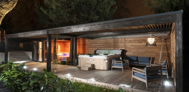 Outdoor sauna house