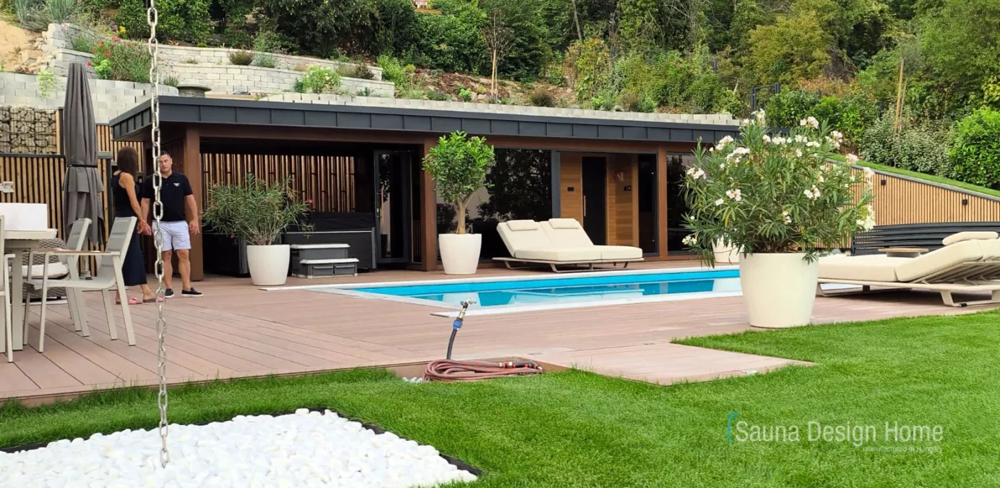 Sauna House in the Garden